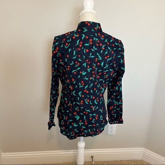 J. Crew Cherry Button Down Size Medium - Picture 4 of 5